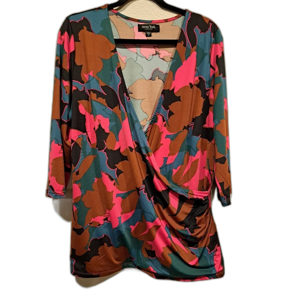 Arna York faux wrap floral blouse Women's plus size 20W colorful pink brown work